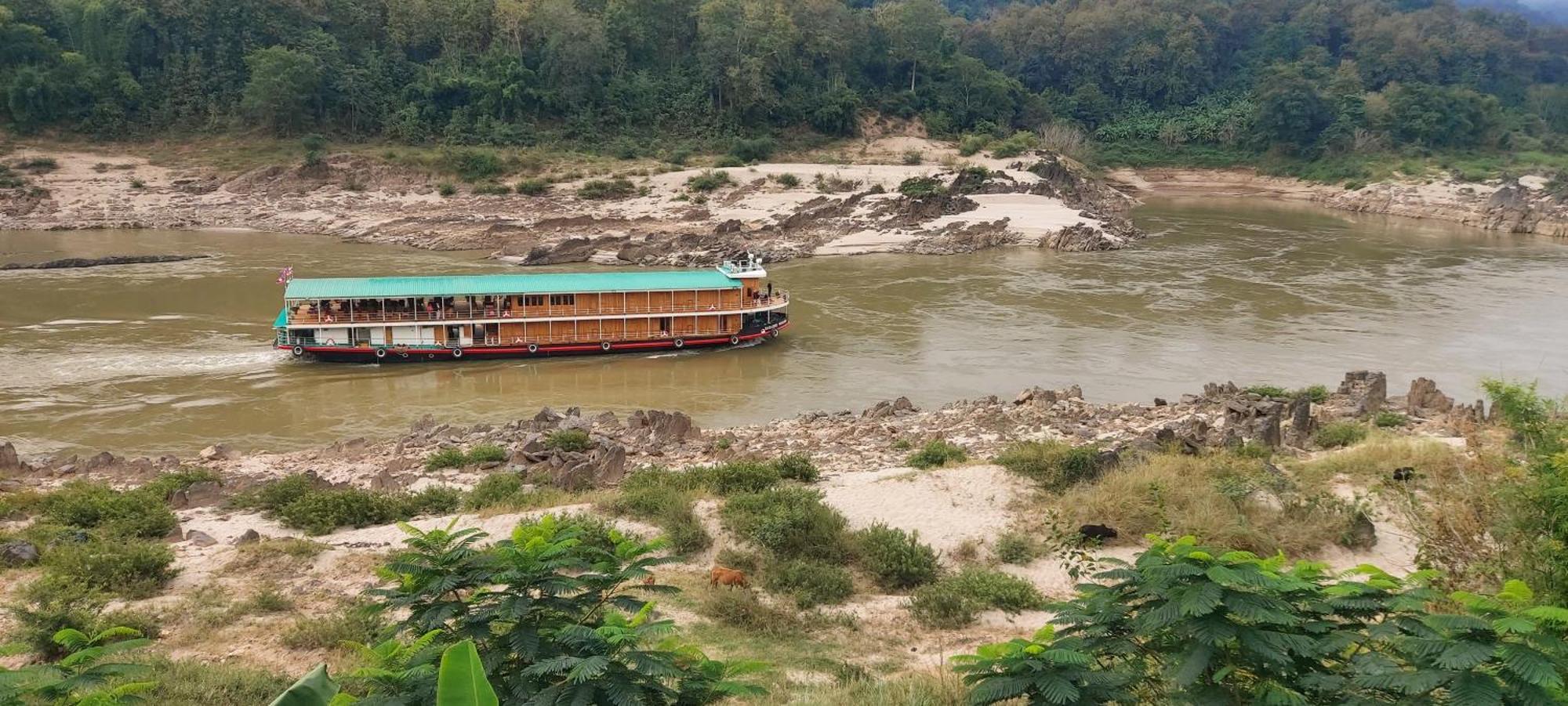 شقة Mekong Backpackers Muang Pakbèng المظهر الخارجي الصورة
