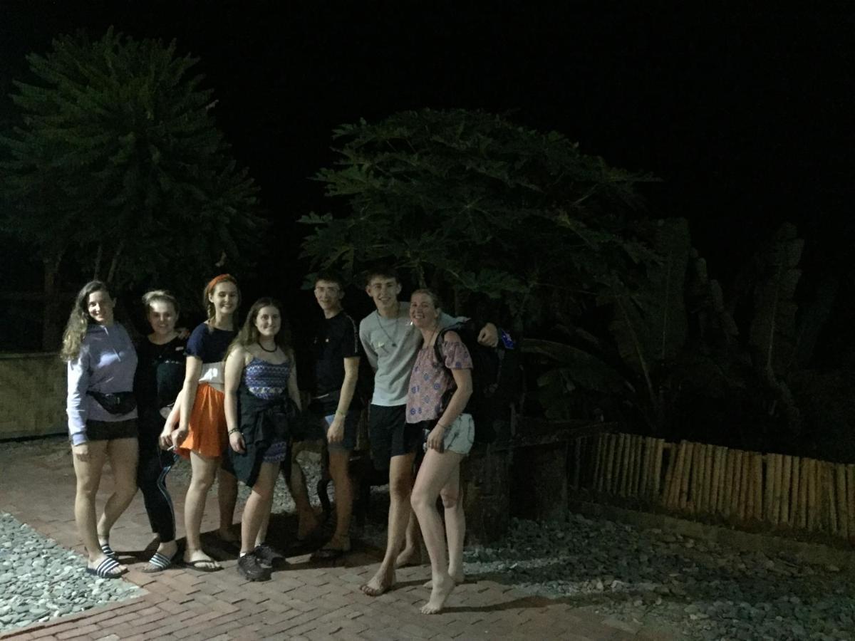 شقة Mekong Backpackers Muang Pakbèng المظهر الخارجي الصورة