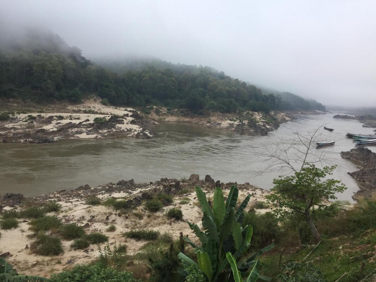 شقة Mekong Backpackers Muang Pakbèng المظهر الخارجي الصورة