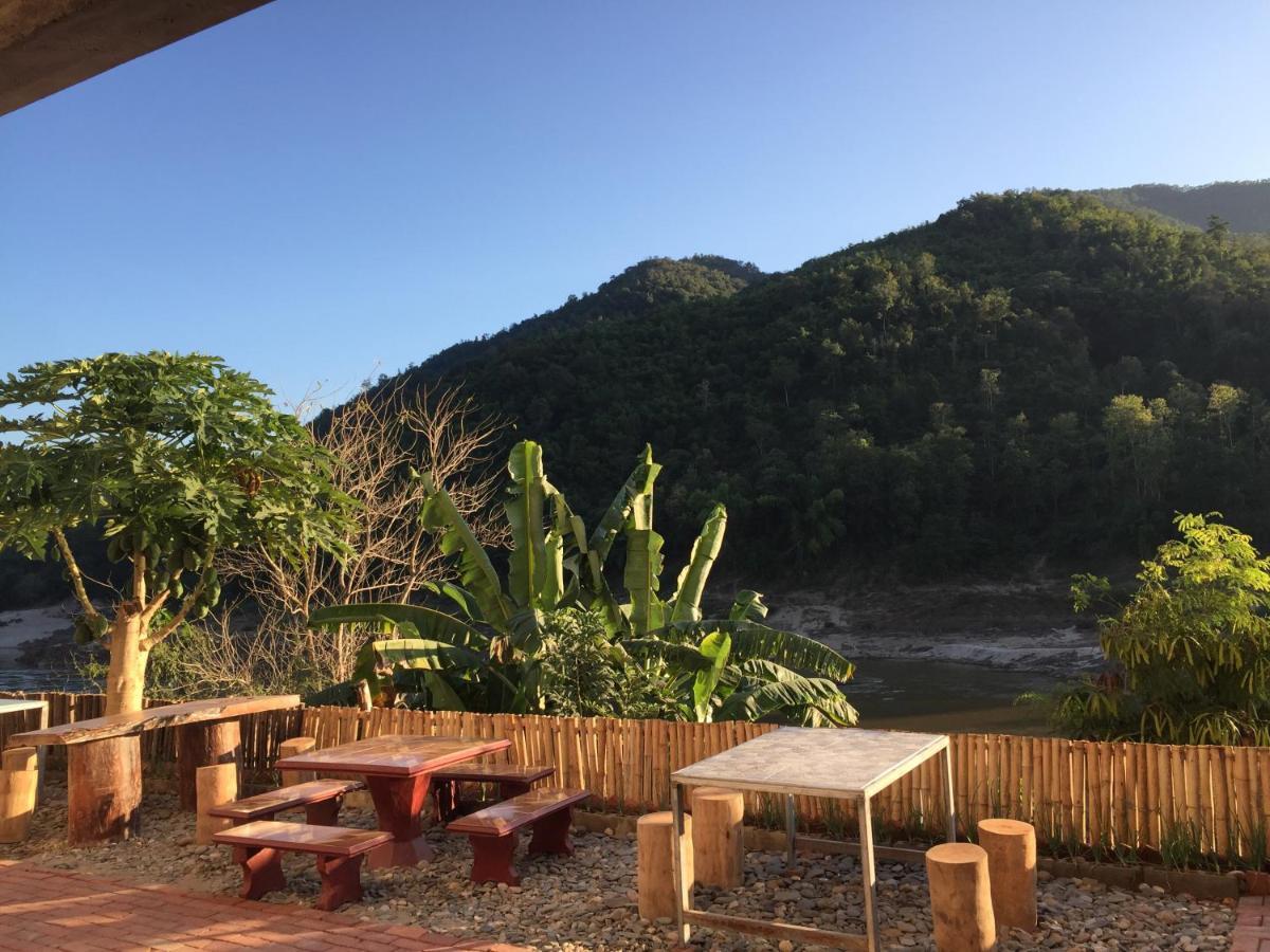 شقة Mekong Backpackers Muang Pakbèng المظهر الخارجي الصورة