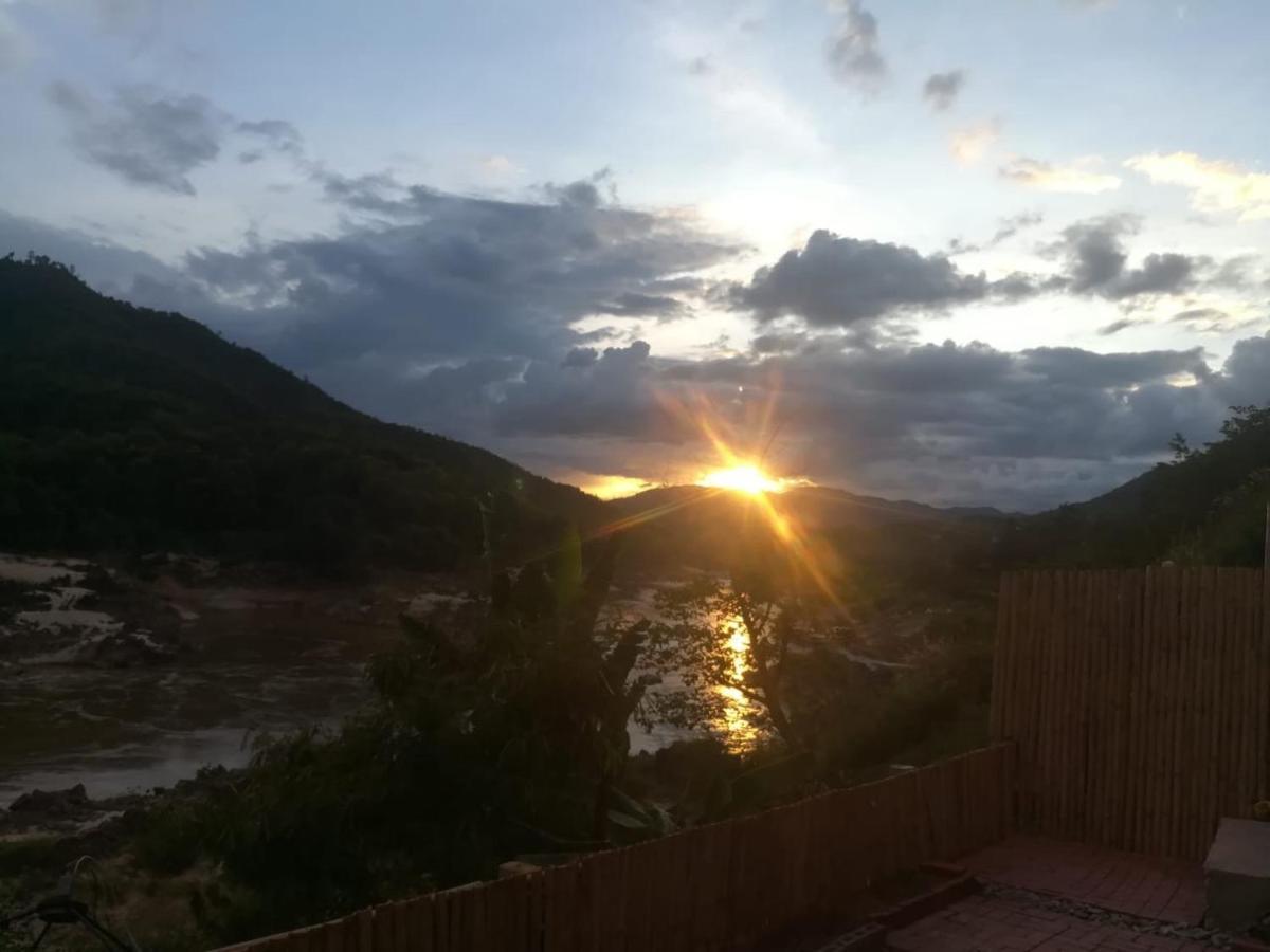 شقة Mekong Backpackers Muang Pakbèng المظهر الخارجي الصورة