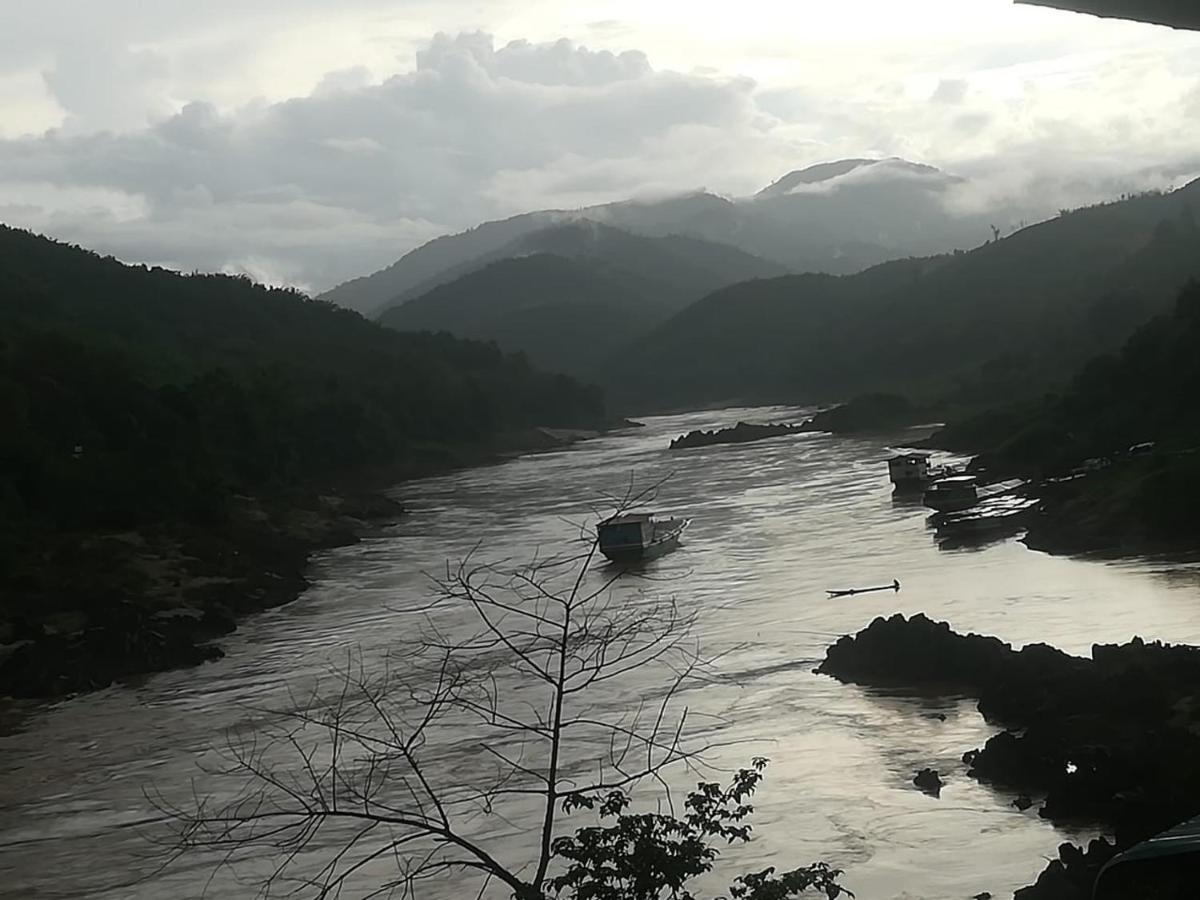 شقة Mekong Backpackers Muang Pakbèng المظهر الخارجي الصورة