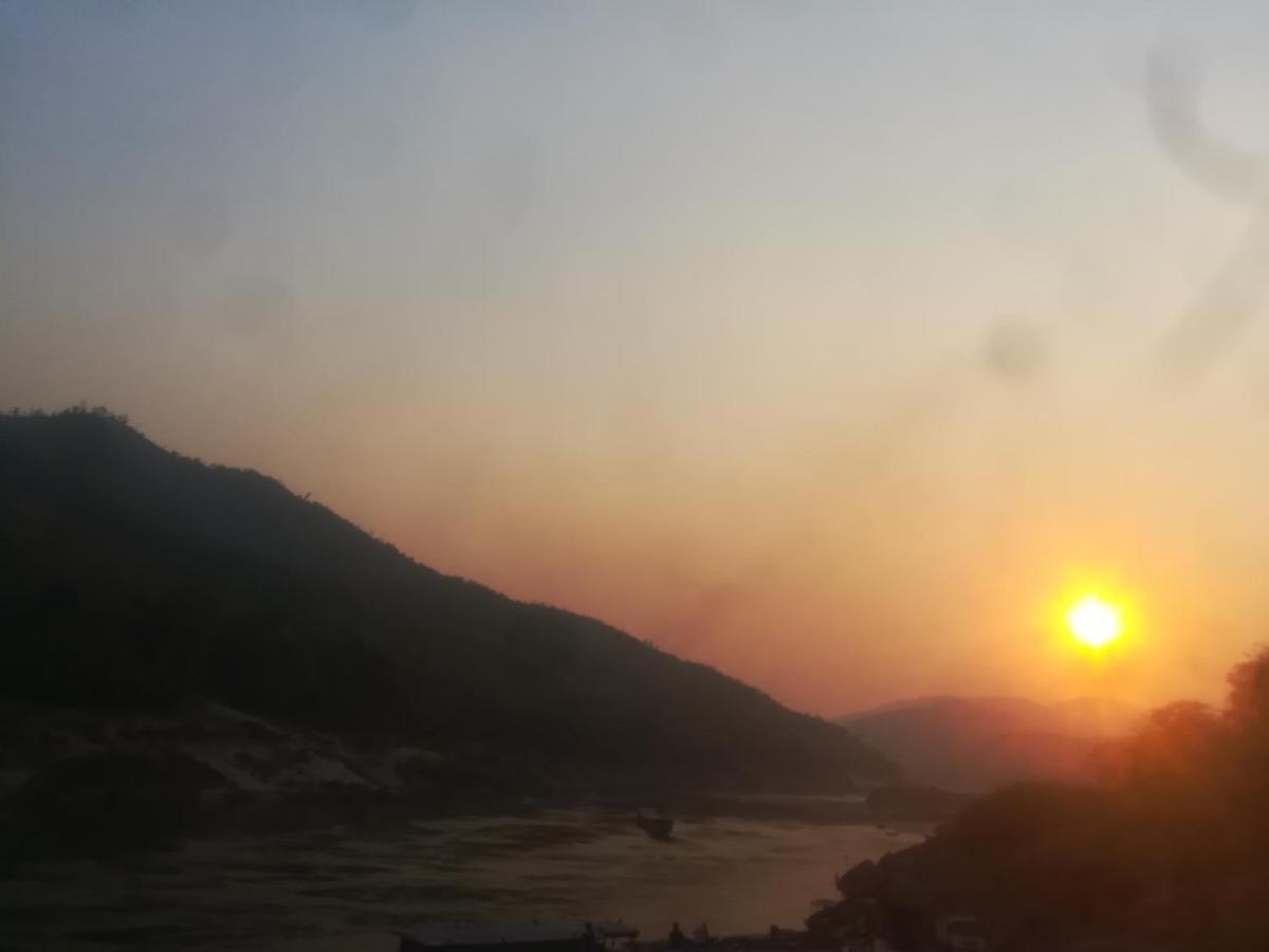 شقة Mekong Backpackers Muang Pakbèng المظهر الخارجي الصورة